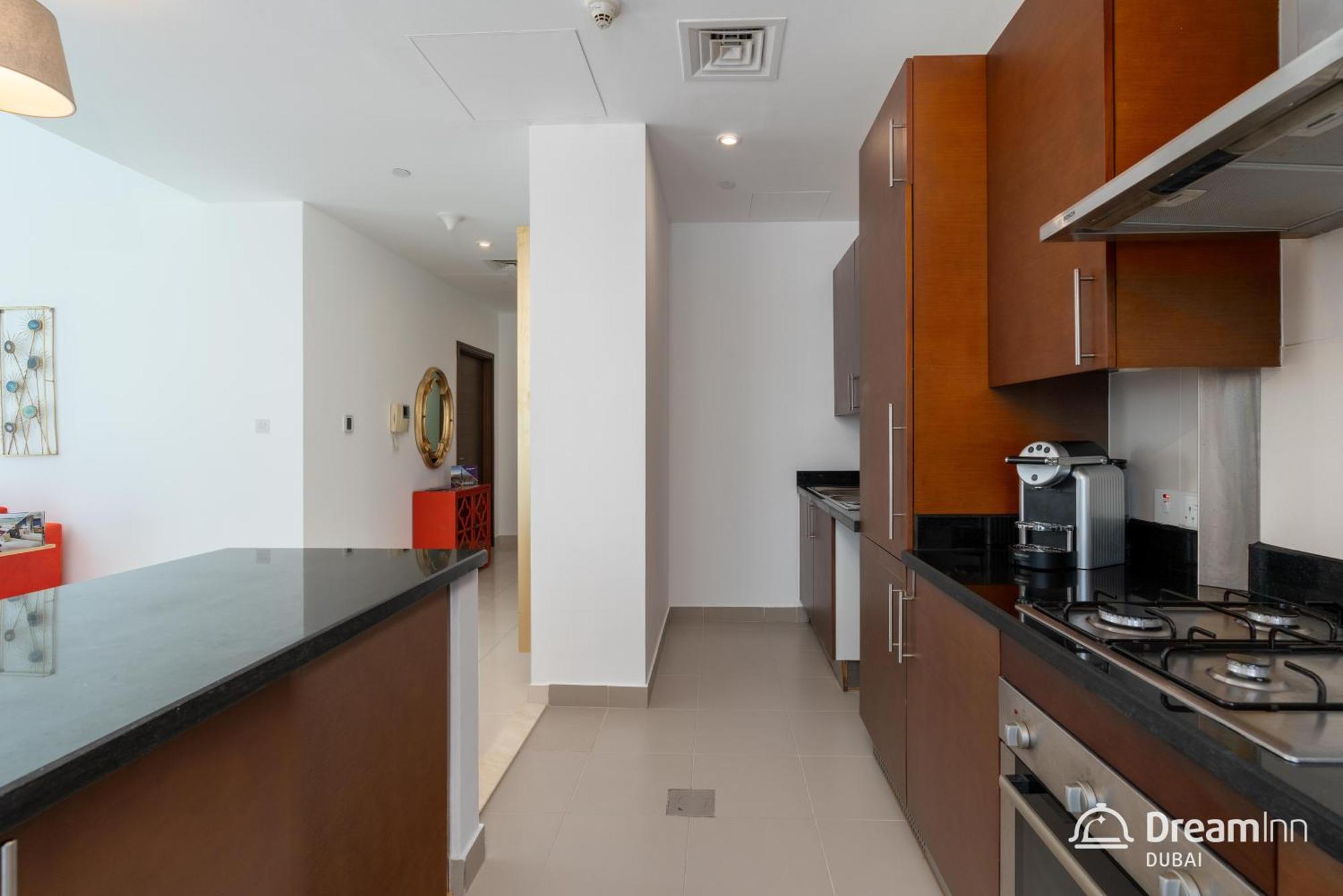 Dream Inn Apartments- West Wharf Tower Canal View 迪拜 外观 照片
