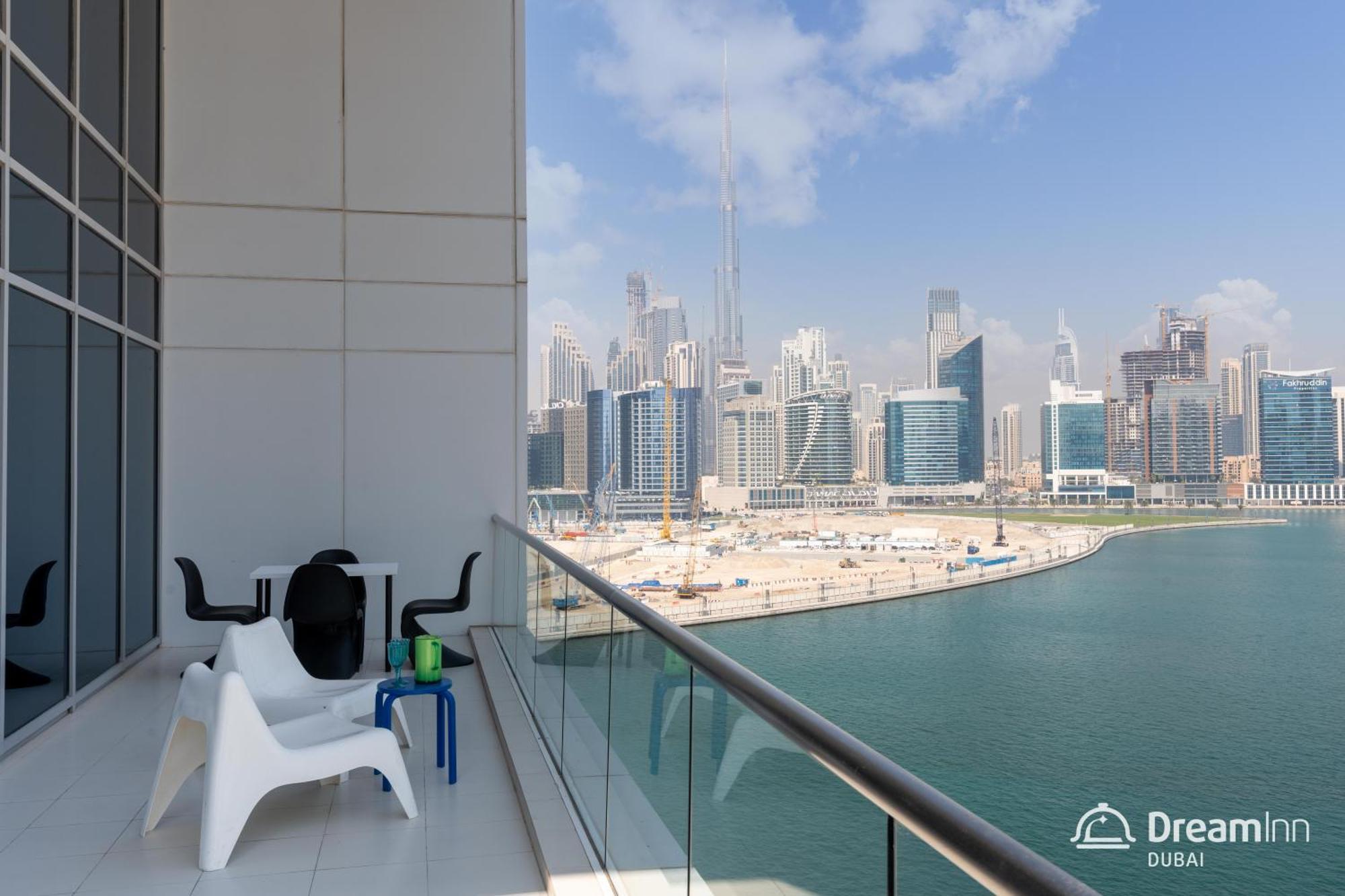 Dream Inn Apartments- West Wharf Tower Canal View 迪拜 外观 照片